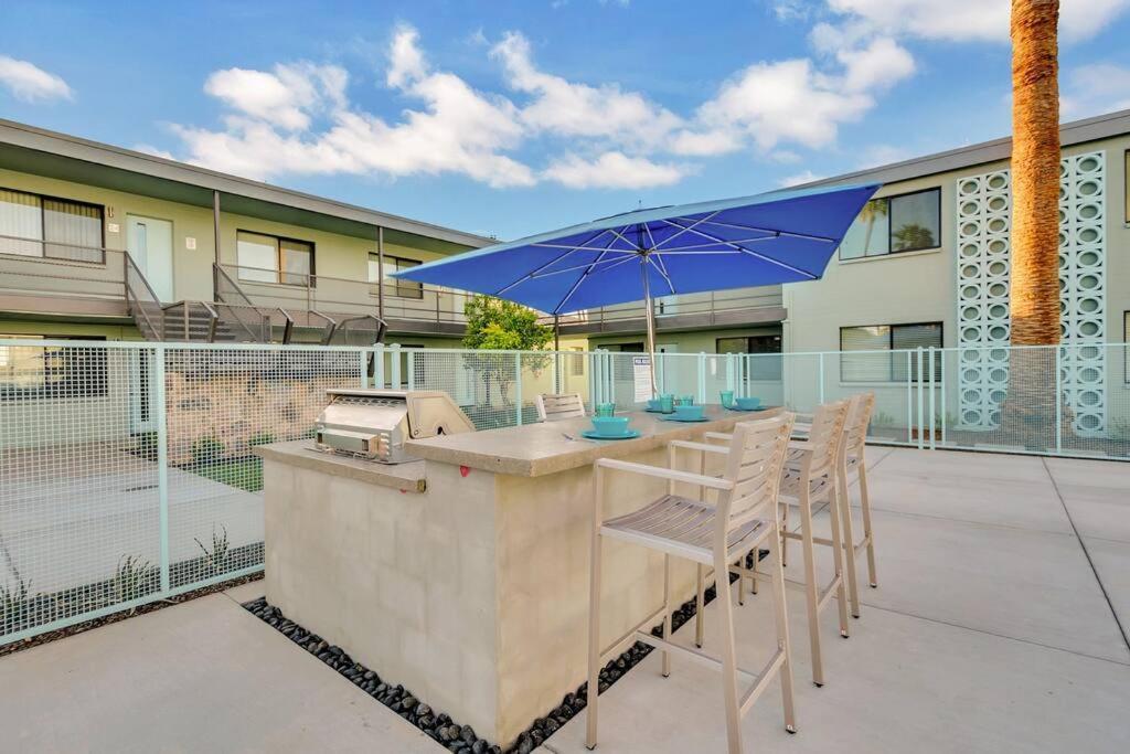 Large Studio Rooftop & Poolside - Walk To Old Town Scottsdale Extérieur photo