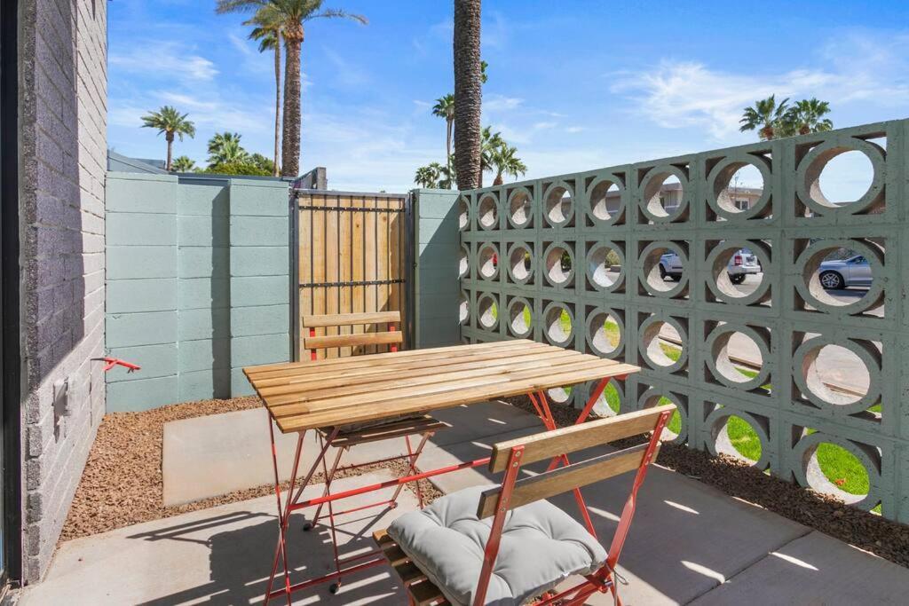 Large Studio Rooftop & Poolside - Walk To Old Town Scottsdale Extérieur photo